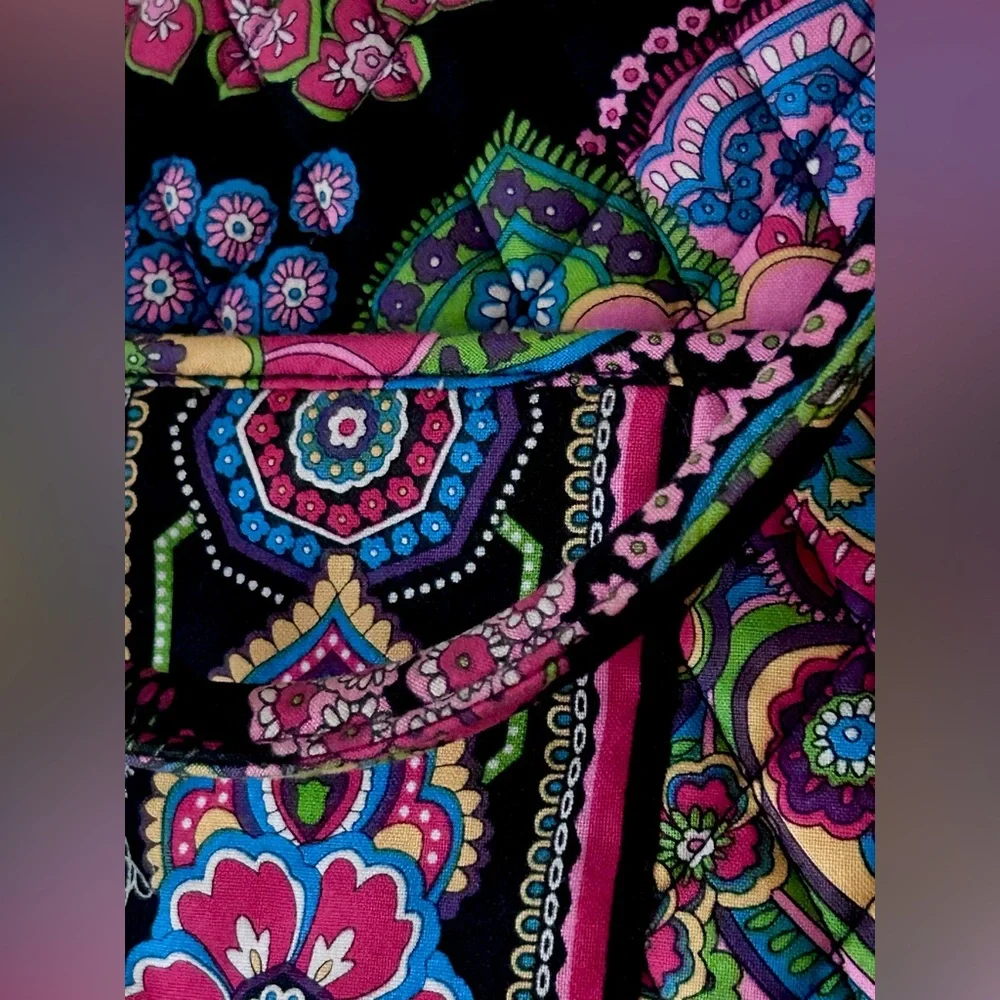 17” Vera Bradley Paisley Laptop Bag Symphony in Hue Paisley Multicolor Floral